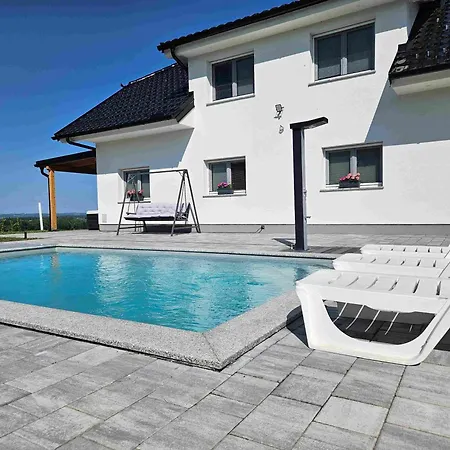 Hojnik Villa